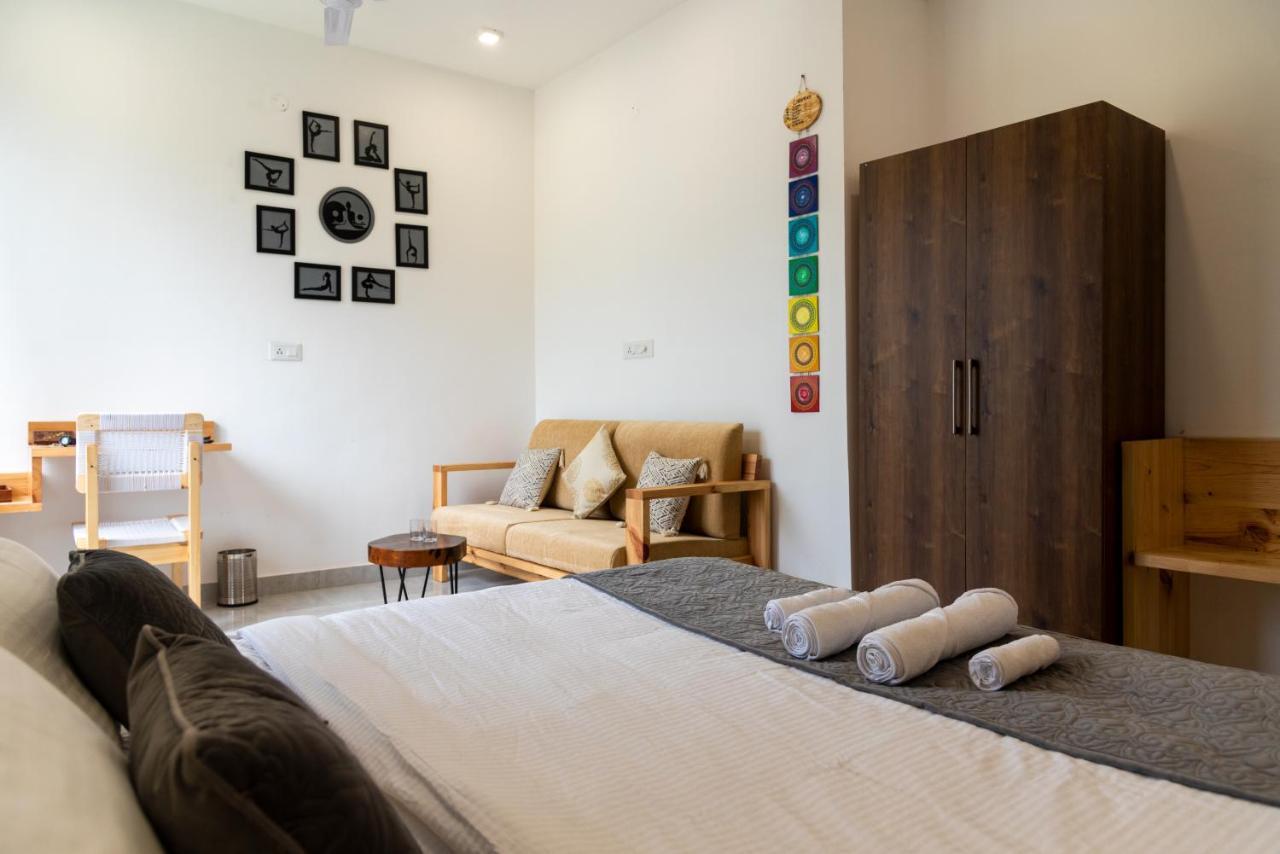 Ilaka Homes Bīr エクステリア 写真