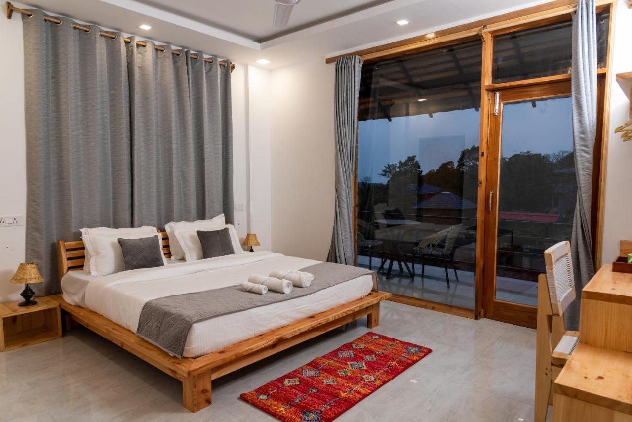 Ilaka Homes Bīr エクステリア 写真